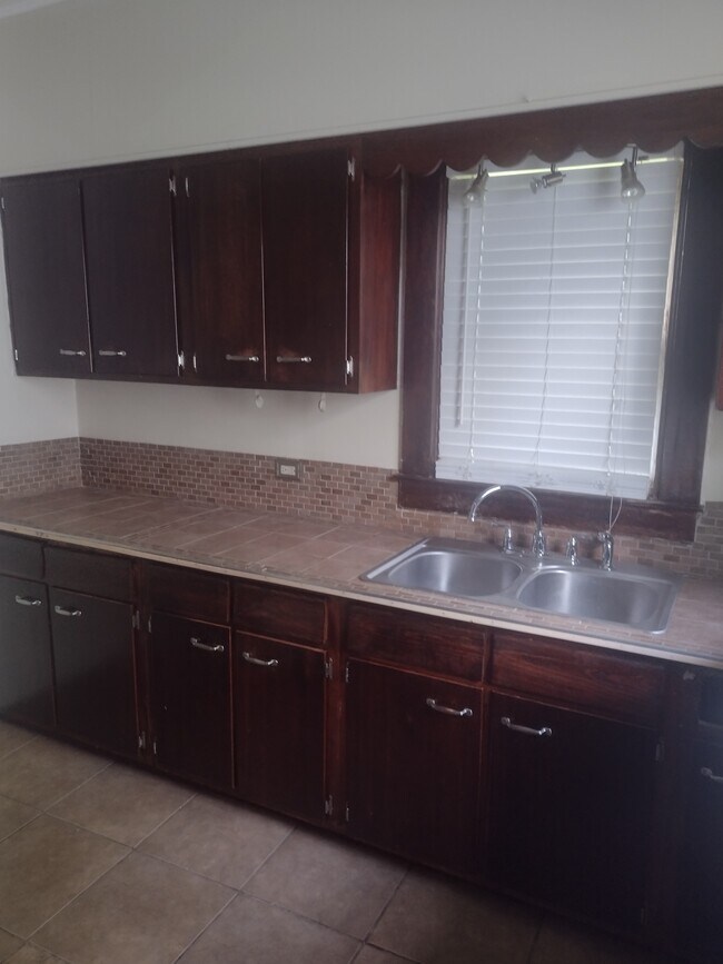 Photo - 960 Cleveland Ave Unit Jones properties