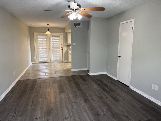 Photo - 8730 Glen Meadow Ln