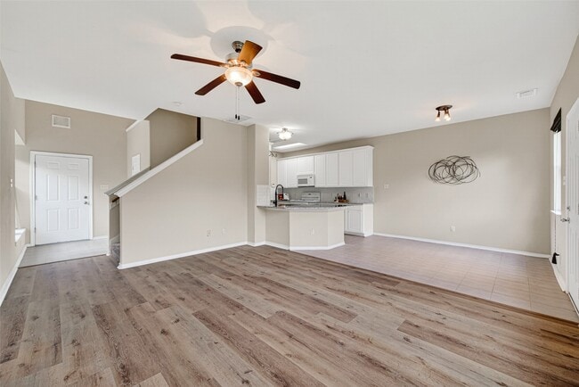 Photo - 16855 Carrollton Creek Ln