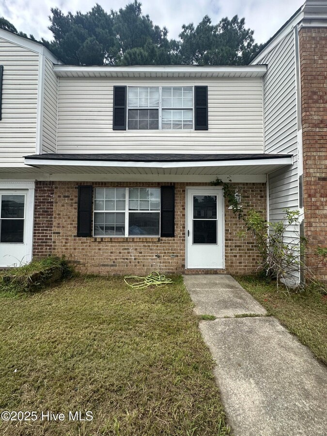 Photo - 412 Myrtlewood Cir Townhome