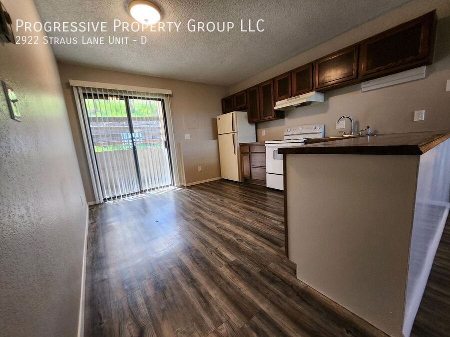Photo - 2922 Straus Lane Unit-D