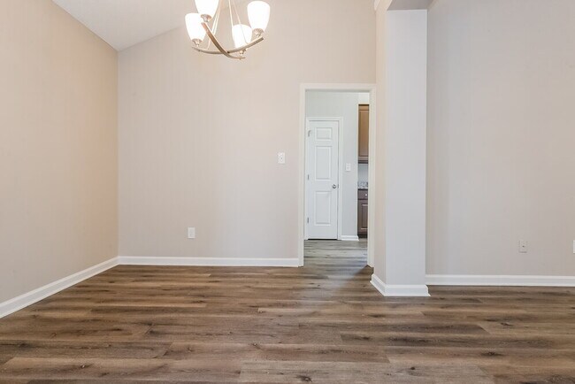 Photo - 824 Summit Park Trail