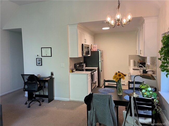 Photo - 121 King St Unit 6