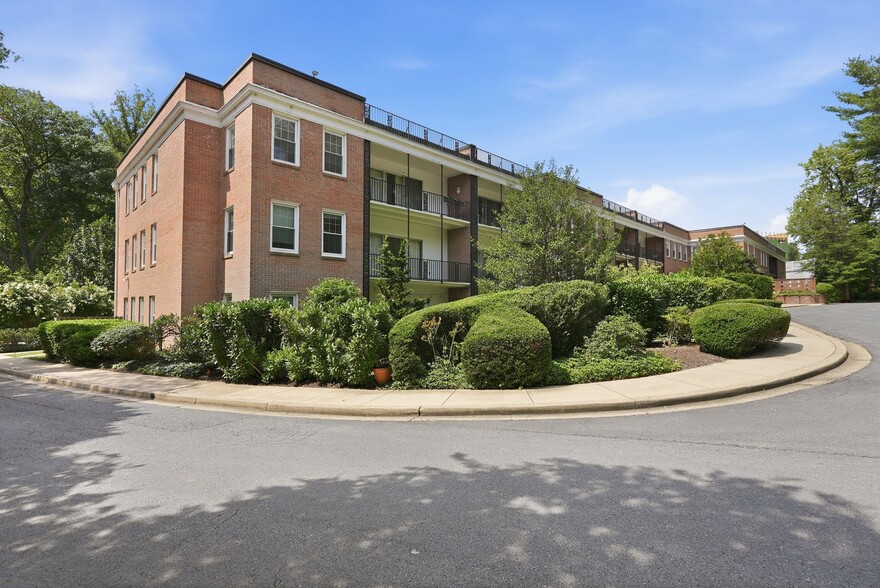 3535 Chevy Chase Lake Dr