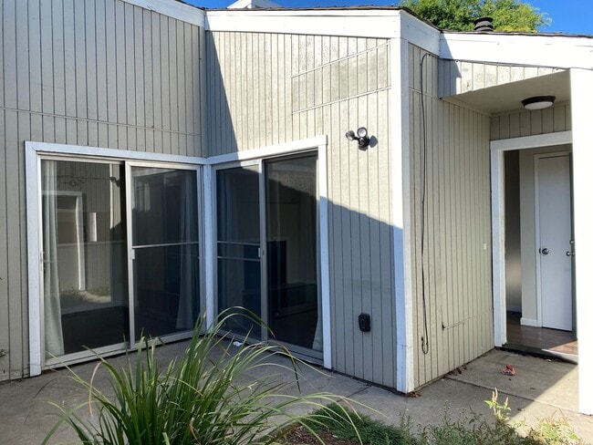 Building Photo - MJRA5516-20 Unit 5518 Rental