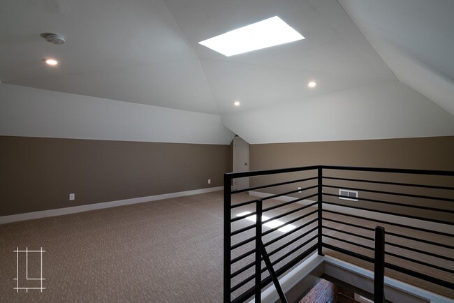 Photo - 851 N 4th St Unidad 205 E. 1st Apt. 201