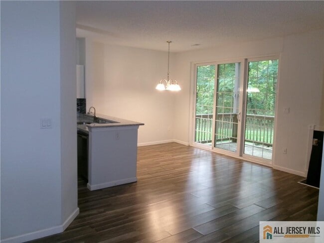 Photo - 4261 Bayberry Ct