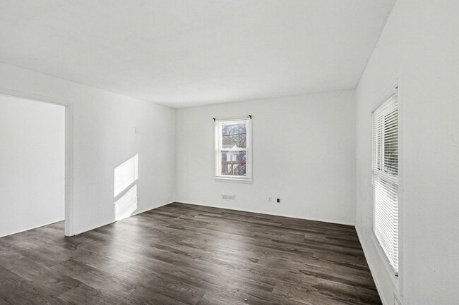 Photo - Beautiful 2 Bedroom 1 Bathroom house in Kansas City!