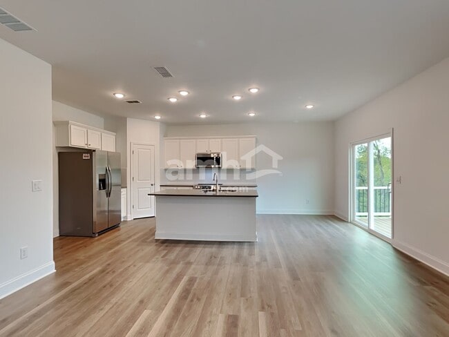 Photo - 866 Whatley Mill Cir SE