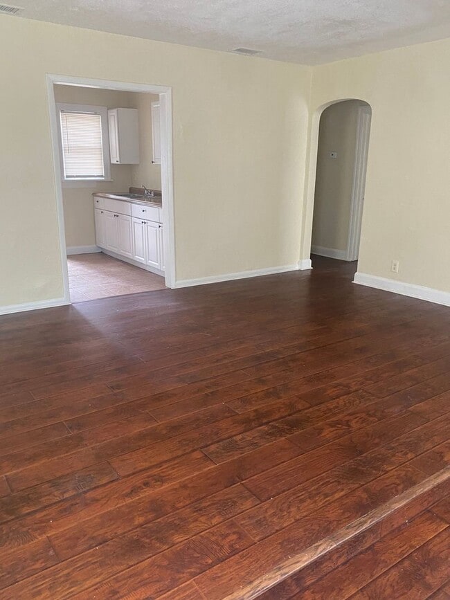 Photo - COMING SOON - 3 BEDROOM 1 BATH HOME LARGE FAMILY ROOM