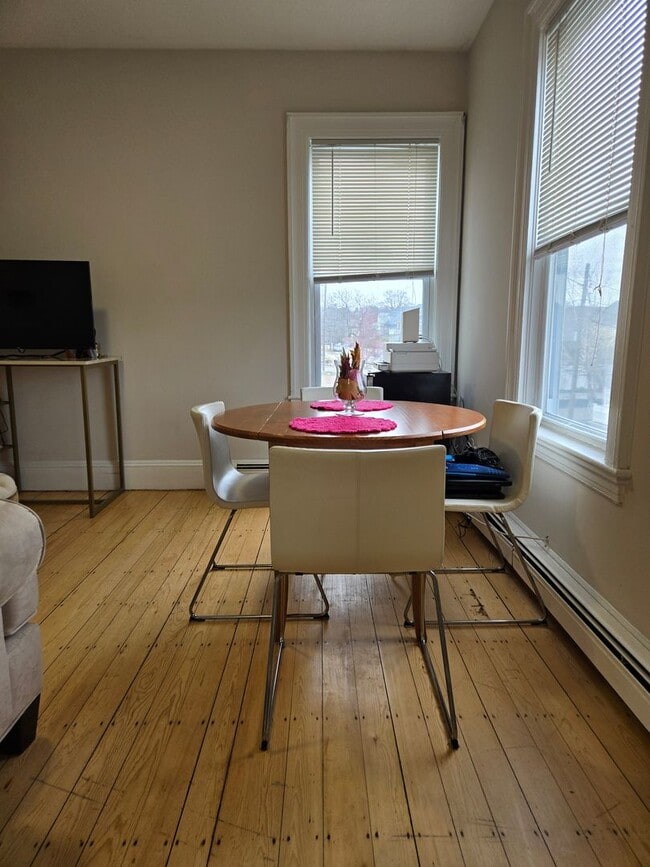 Photo - Huge, unique loft style 3 bed!!