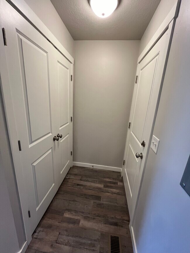 Photo - 249 N Middleton Rd