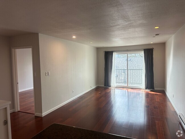 Building Photo - Modern 1 bed/1 bath unit just a few steps ... Rental