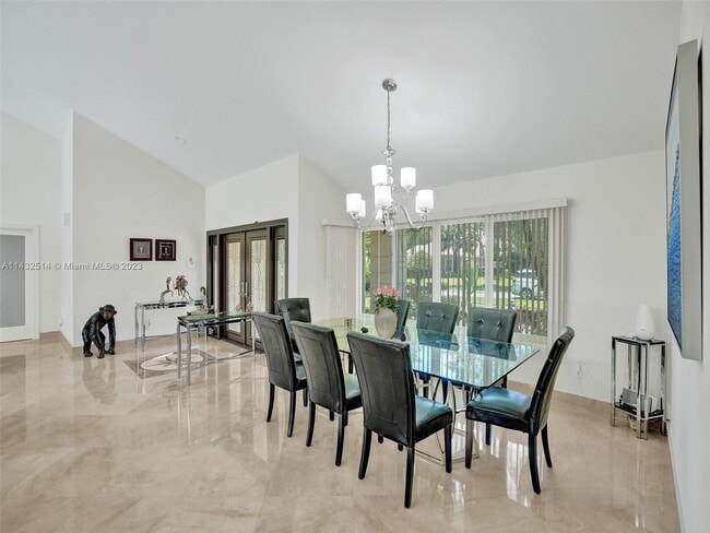 Photo - 4495 Woodfield Blvd