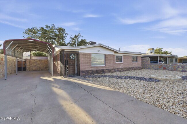 Photo - 4873 Mcgregor Dr