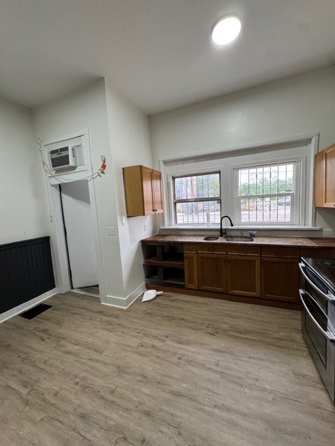 Photo - 2505-2507-2507 Cleveland Ave Unit F