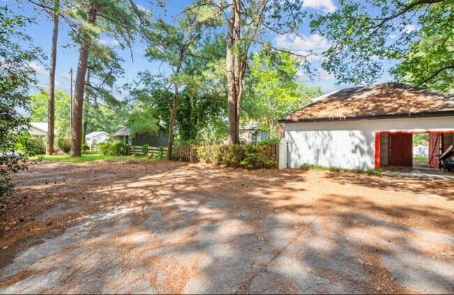 Photo - 620 Falls Rd