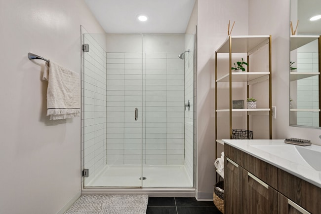 Photo - 1975 N Milwaukee Ave Unit 203