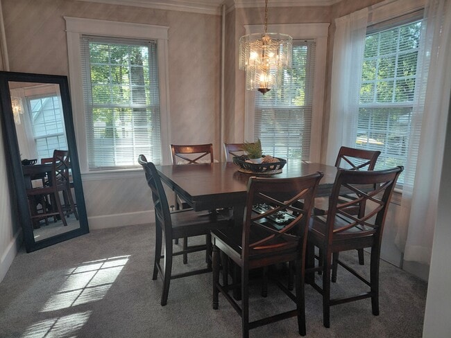 117 Morningside Rd Unit Right