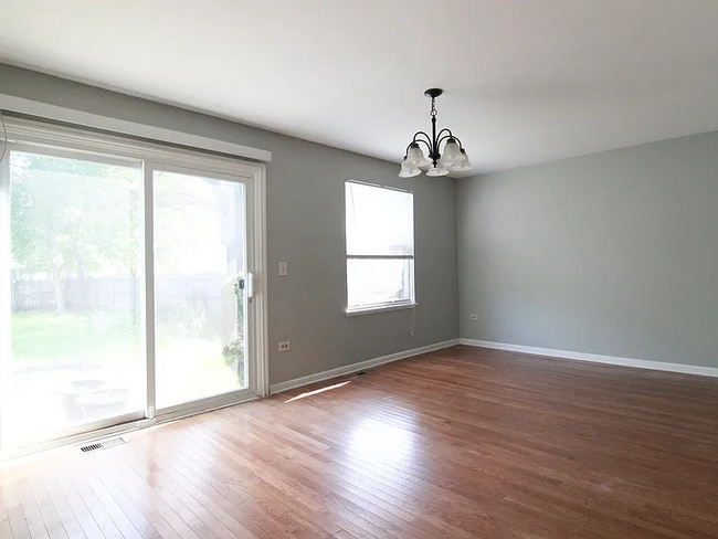 Photo - 1124 Crimson Ct