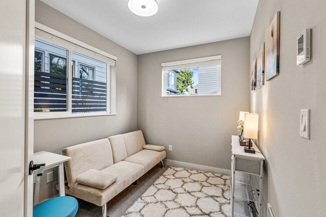 Photo - 305 18th Ave Unit ID1366636P