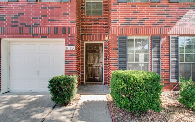 Photo - 16126 Coleburn Dr