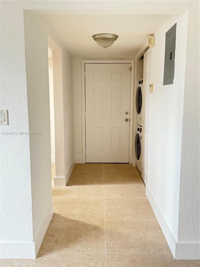 Photo - 7737 SW 88th St Unidad C116