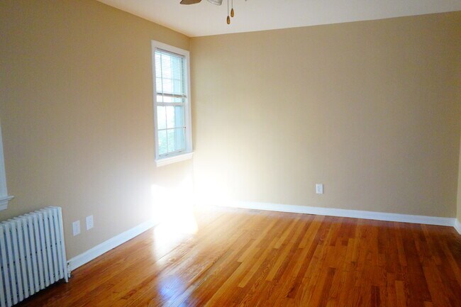 Photo - 8007 Garland Ave Unit 2