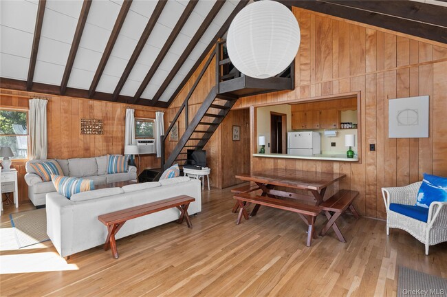 66 Bungalow Ln