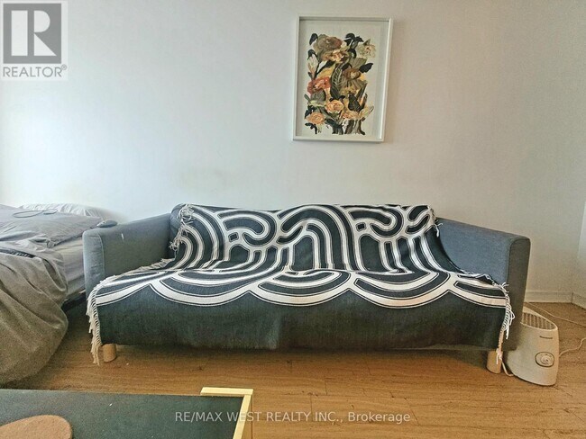 Photo - 60 Heintzman St Unité 224