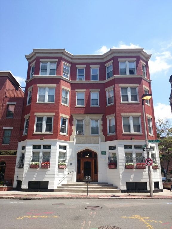 Photo - 65 Hemenway St