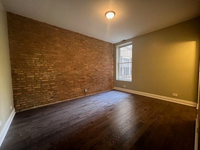 Photo - 5721 S Prairie Ave Unit 1S