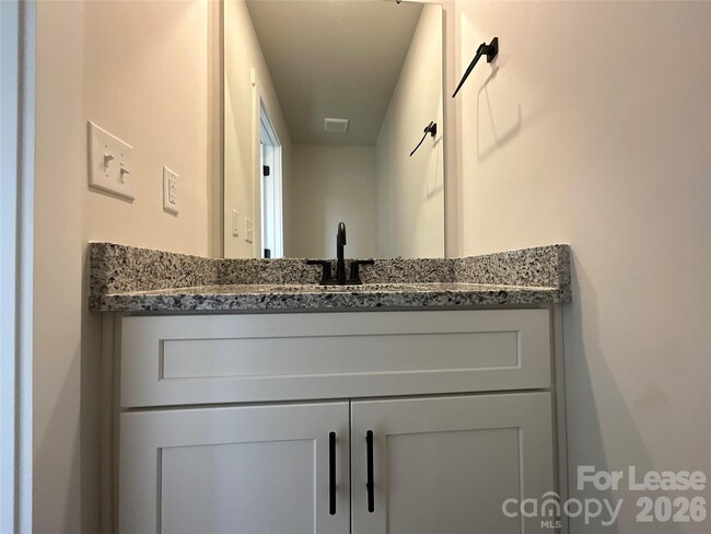 Photo - 130 18th St NW