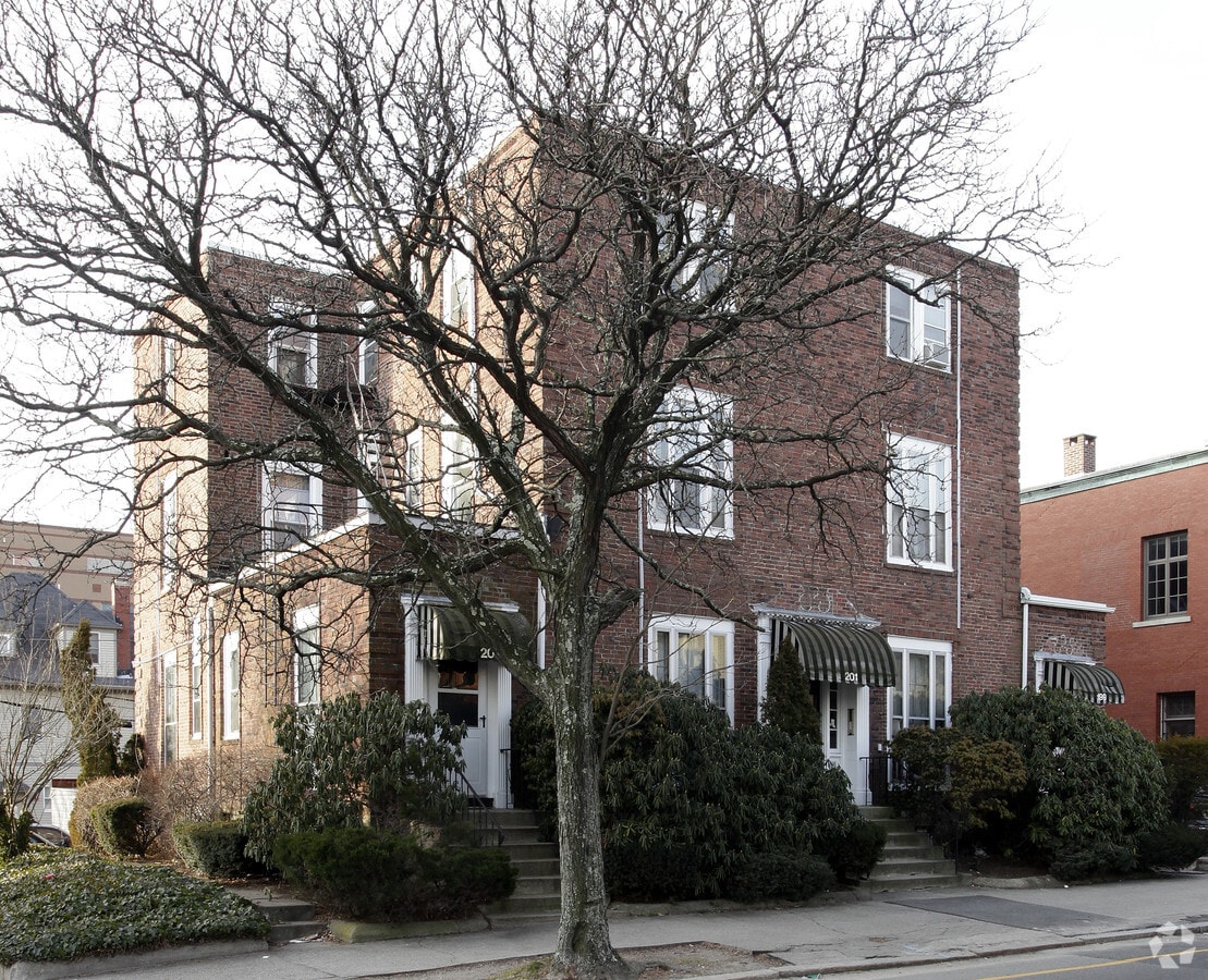 Photo - 201 Angell St