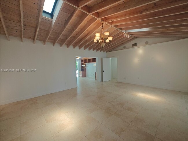 Photo - 710 Allendale Rd