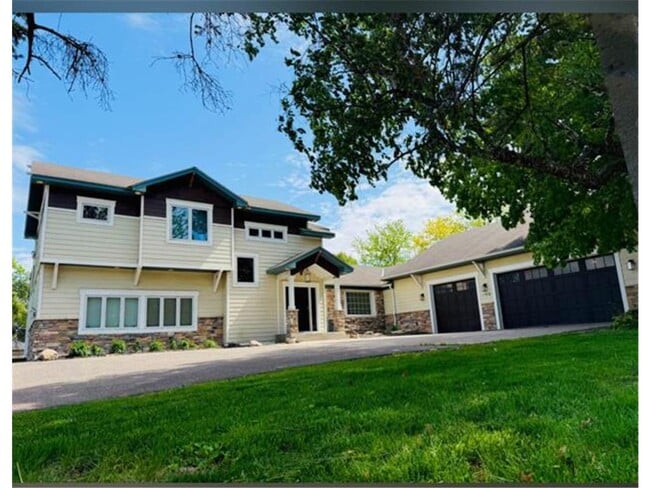Photo - 190 Gleason Lake Rd