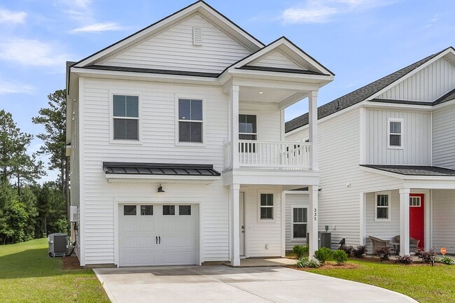 Photo - 335 Chapman Cir
