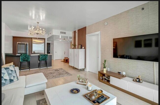 Photo - 500 Brickell Ave Unit 2900