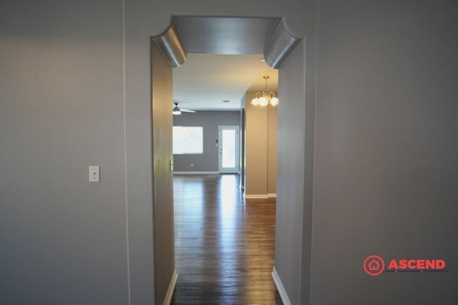 Photo - Beautiful 4 Bedroom SW Home Close to Freeway!
