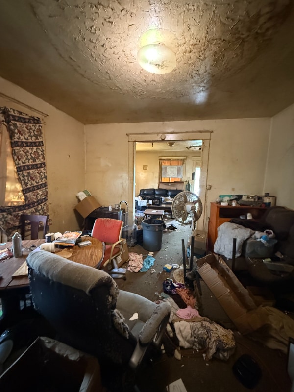 Photo - 1096 W Green St