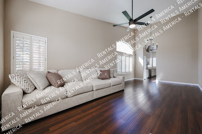 Photo - 6126 E Juniper Ave