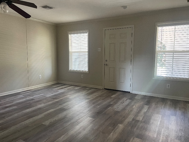 Photo - 600 E University Ave Unidad 4