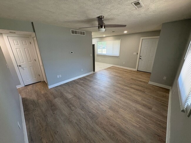 Photo - 1201 SW 10th St Unit #1203