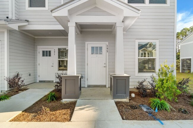 Building Photo - 274 Date Palm Ln Unit Date Pam Lane 274-Horizon