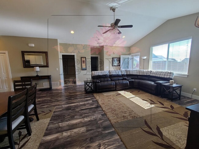 Photo - 1605 Drummond Blvd