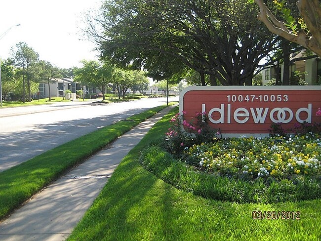 Building Photo - 10047 Westpark Dr Unit 9