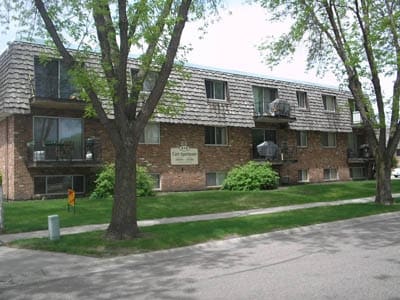 Building Photo - Carr Rental