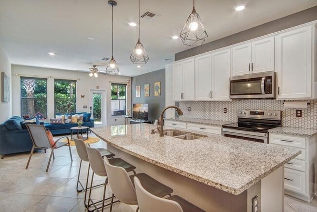 Photo - 2374 Post St