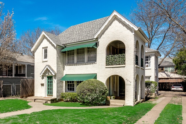 6257-6259 Palo Pinto Ave