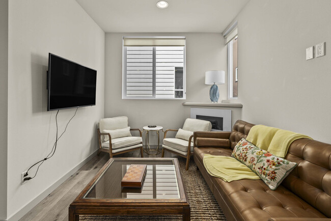 Photo - 5210b Brooklyn Ave NE Unidad SI ID1514091P